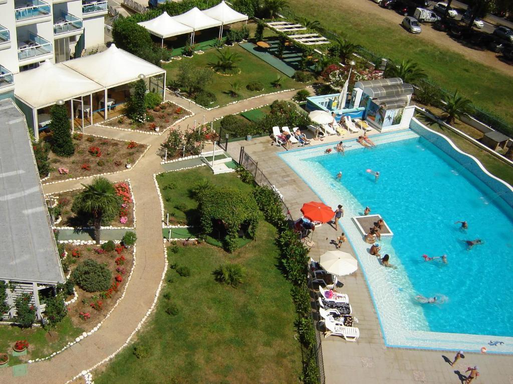 Elena Club Resort Silvi Marina Exterior foto