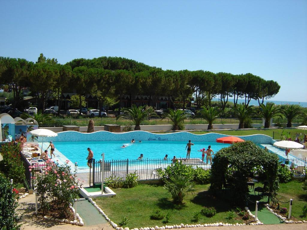 Elena Club Resort Silvi Marina Exterior foto